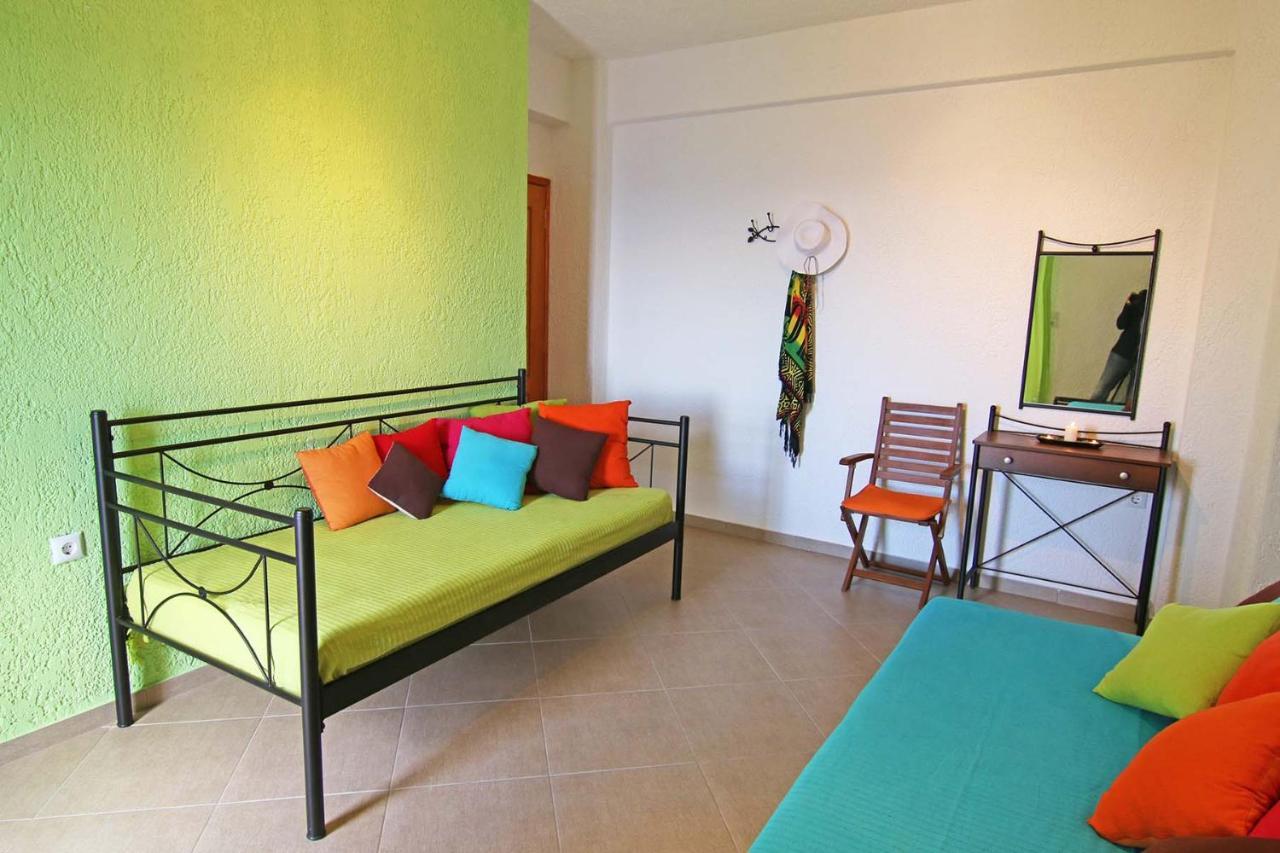 Anemi Apartments Armenistis  Bagian luar foto