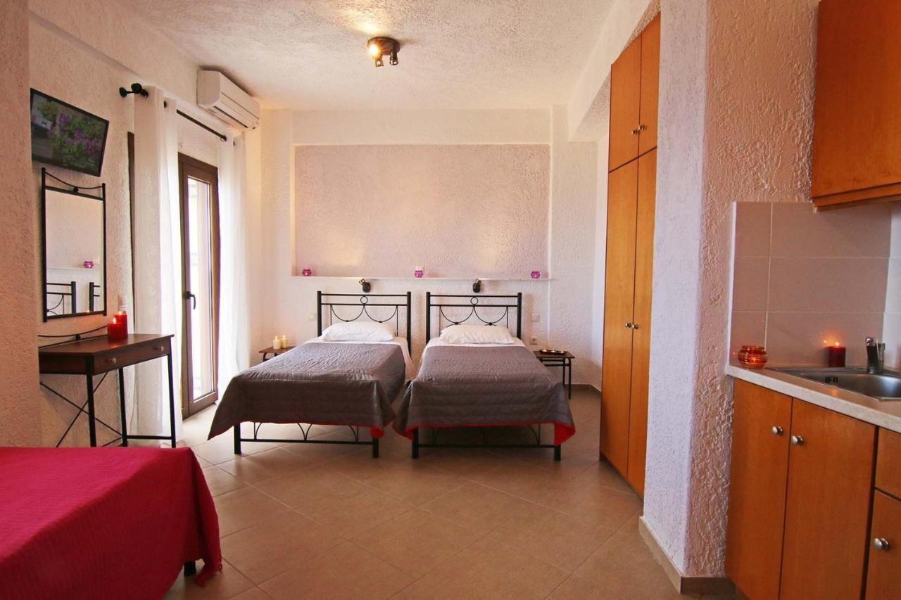 Anemi Apartments Armenistis  Bagian luar foto