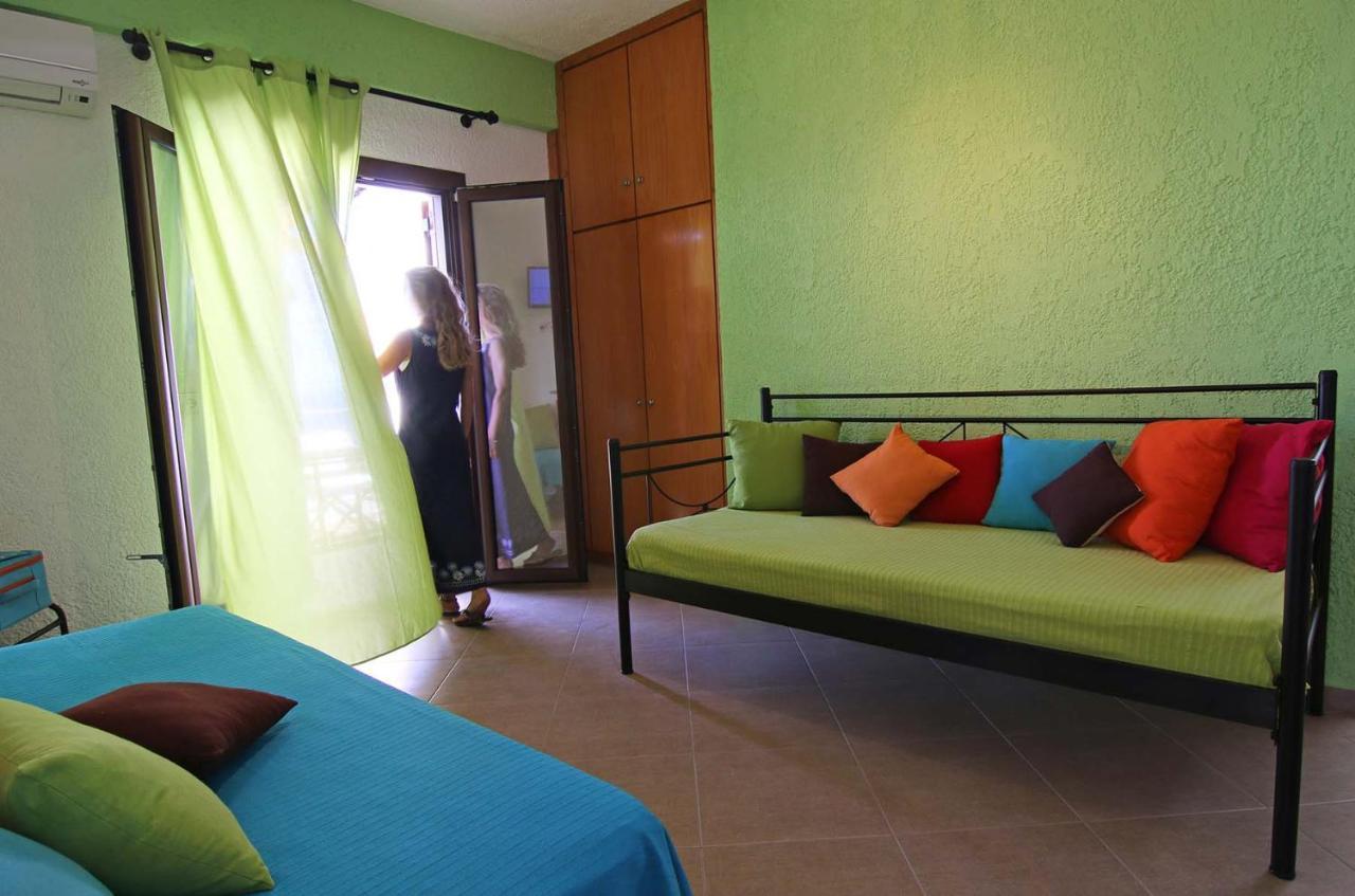 Anemi Apartments Armenistis  Bagian luar foto